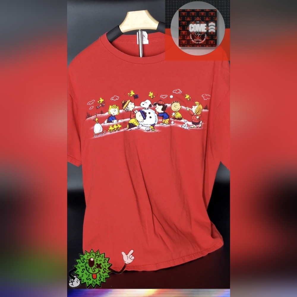 "Peanuts Gang Snowtime" "Pre-Loved" T-Shirt